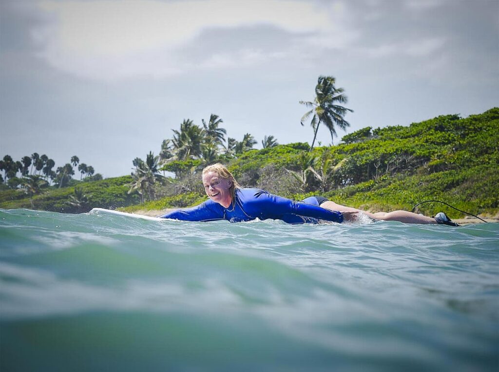 happy surf school