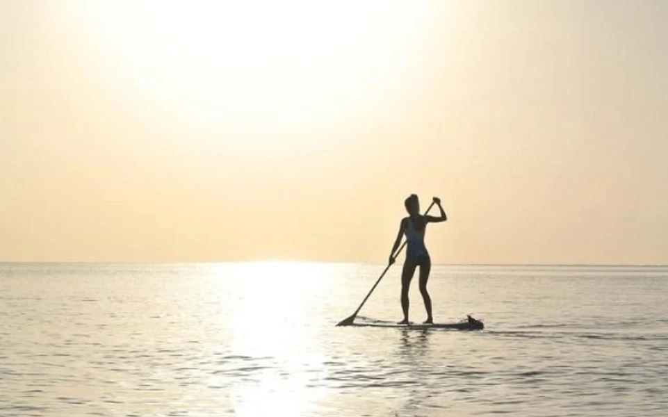 Stand up paddle surf